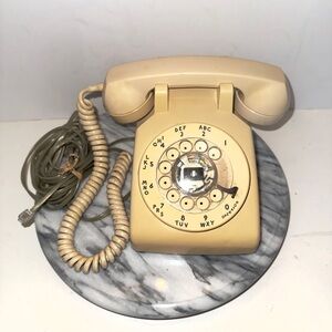 Vintage 1958 Western Electric 500 Cream Rotary Dial Desk Phone Bell System